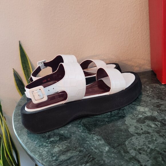 STAUD Nicky White leather sandals US 7 - Picture 7 of 11